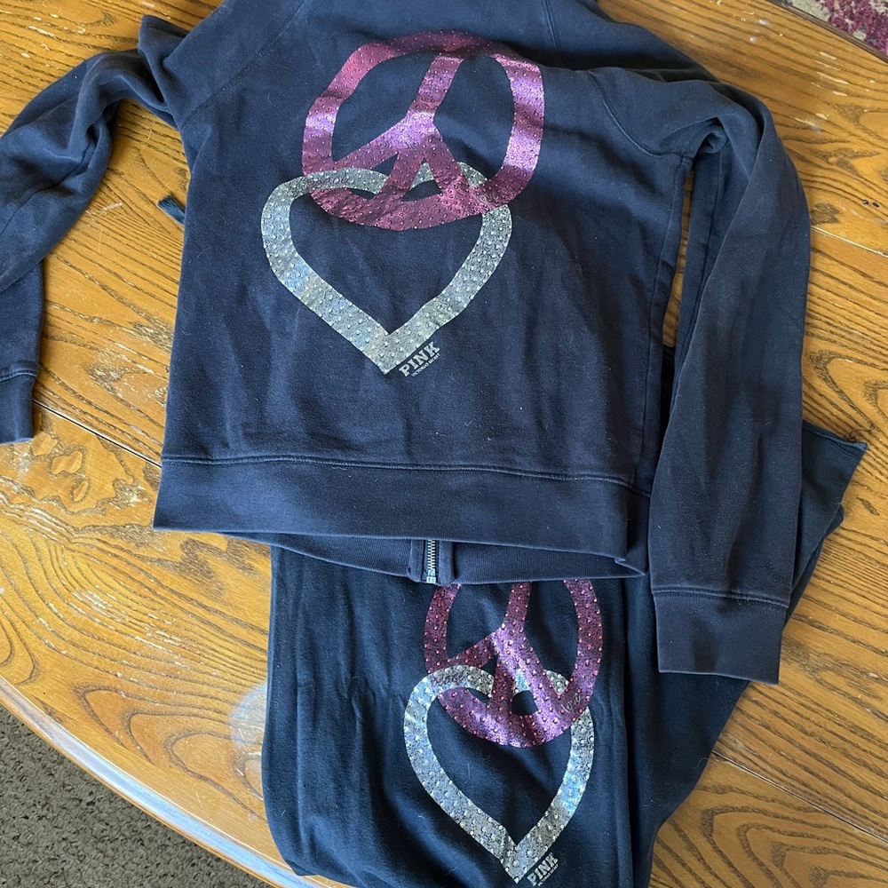 VS Pink Peace Hoodie and Sweatpants Set!
